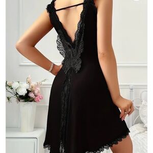 Elegant Black Lace Sleep Dress